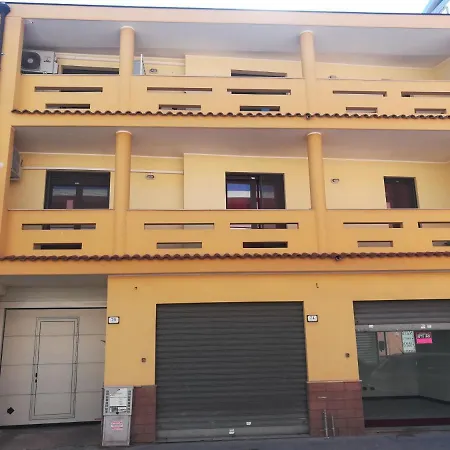 Loru Πανσιόν 3*